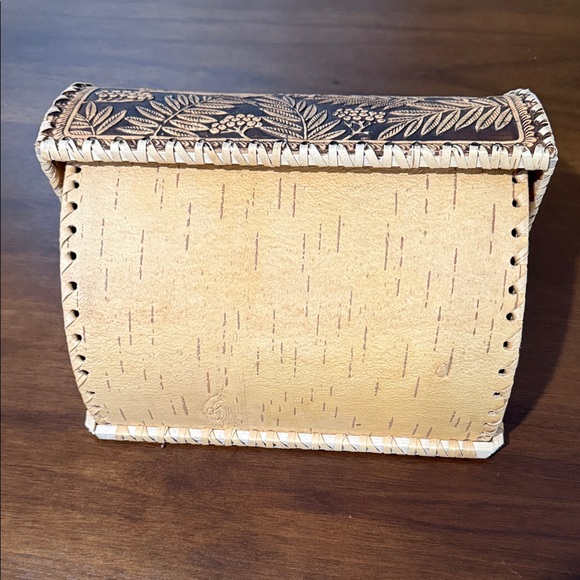 Handcrafted Brown Bread 🍞 🥯🥖🥨🥐 Wooden Storage Box - Picture 5 of 7